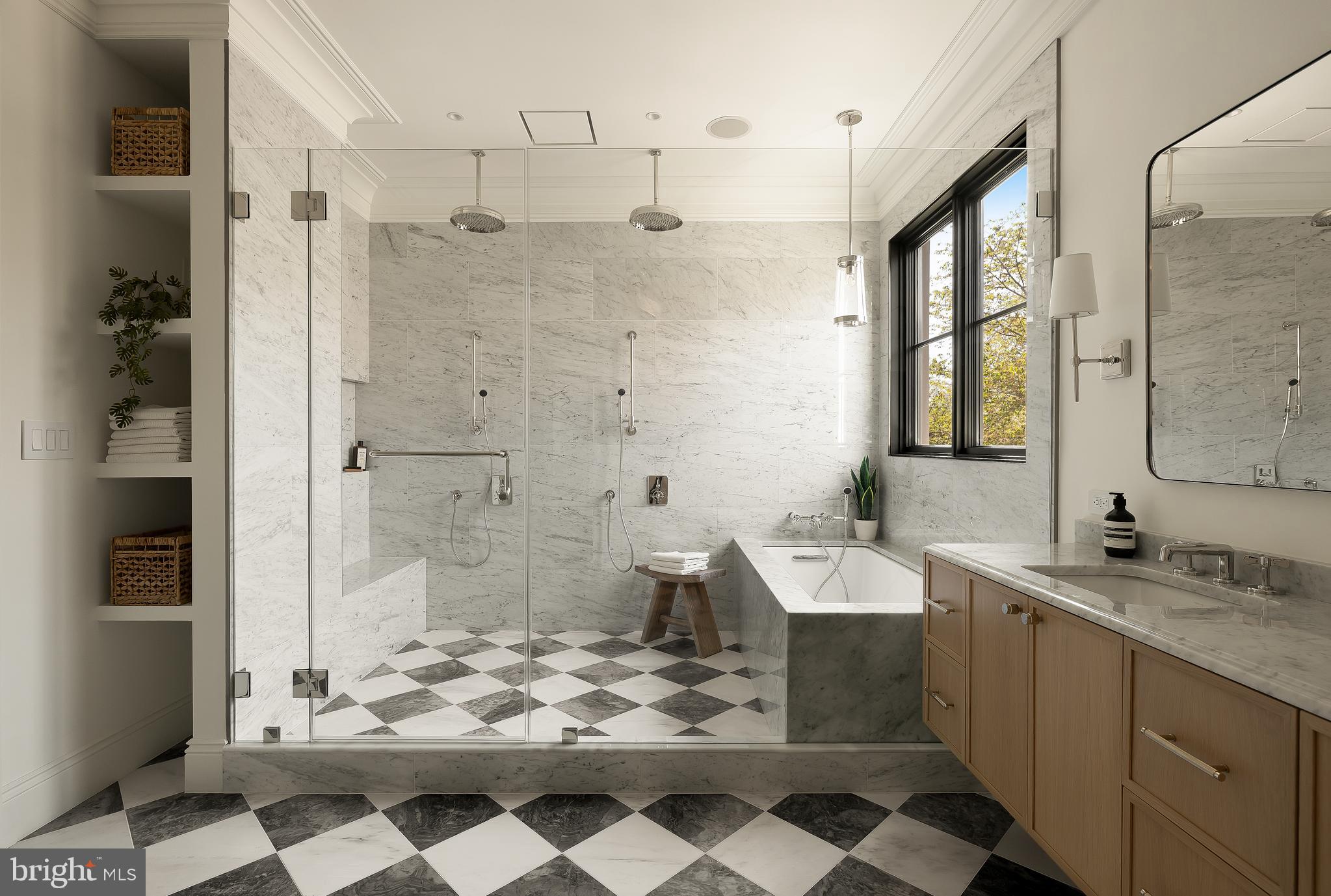 5122 CATHEDRAL AVENUE NW