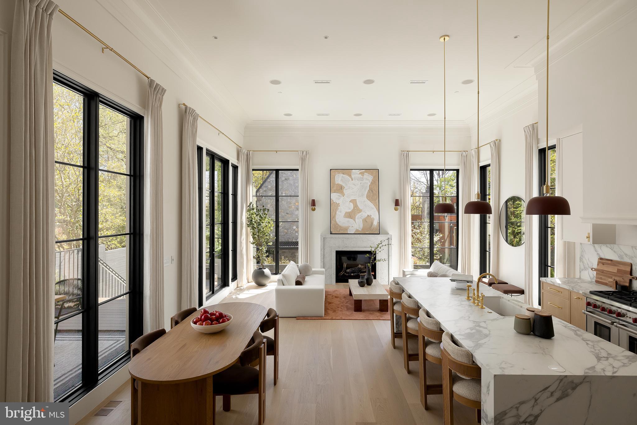 5122 CATHEDRAL AVENUE NW