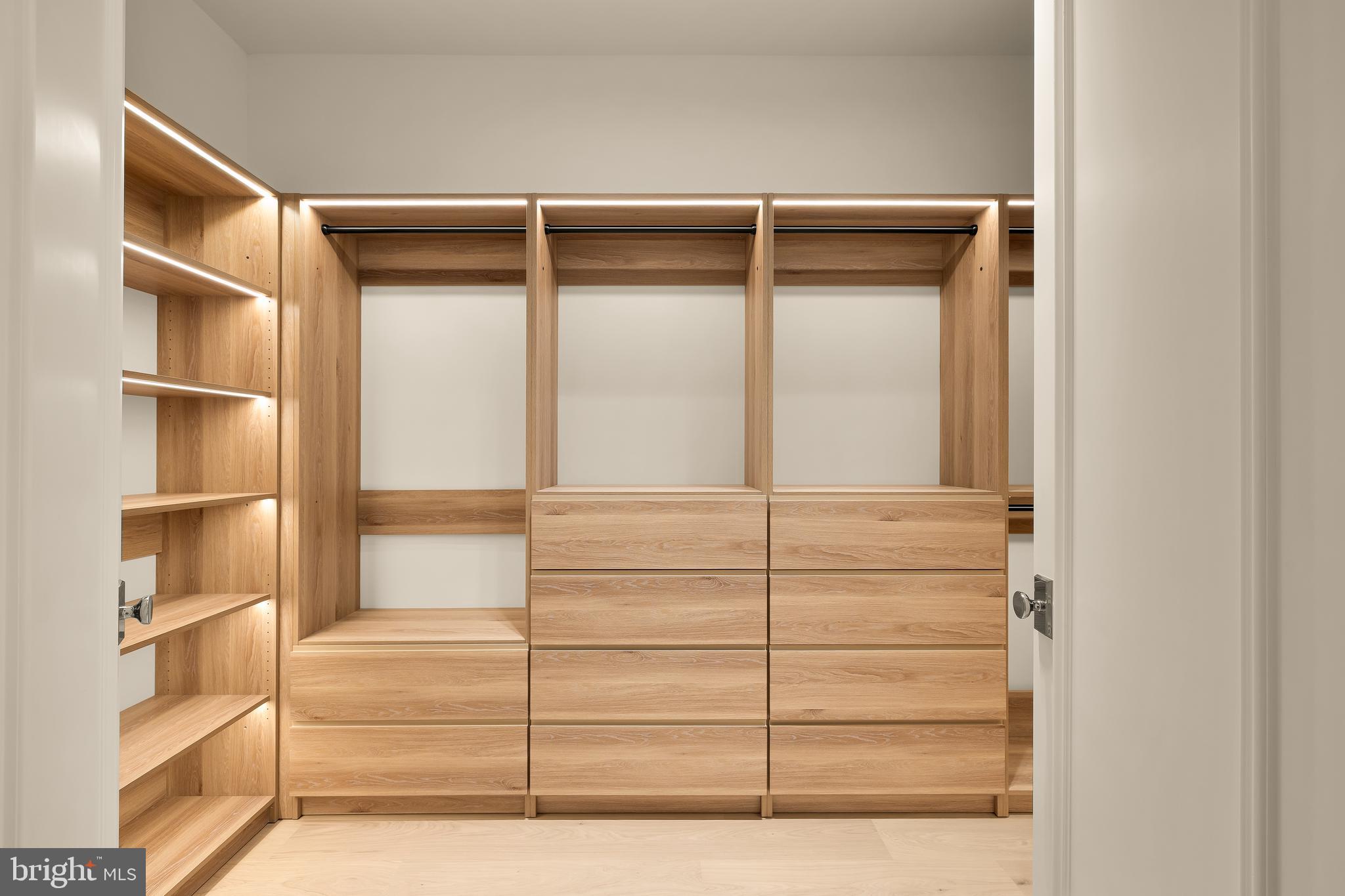 5122 CATHEDRAL AVENUE NW