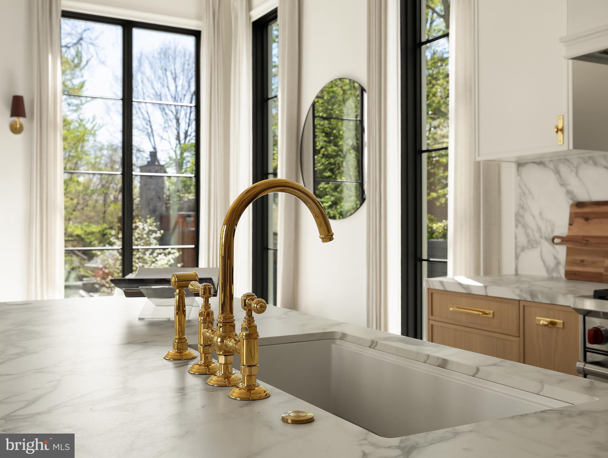 5122 CATHEDRAL AVENUE NW