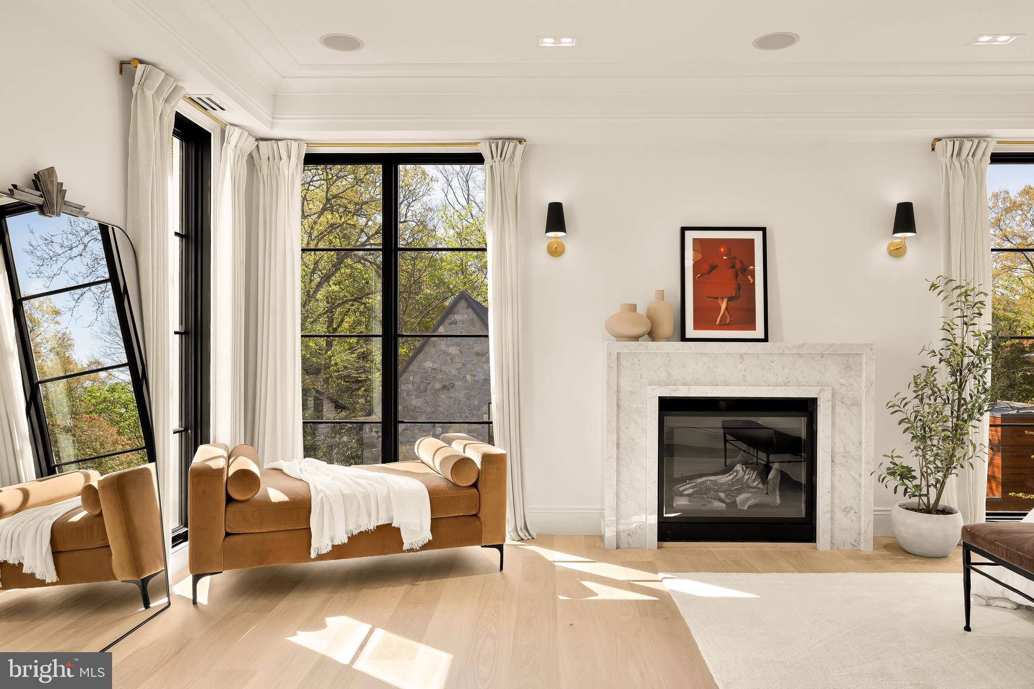 5122 CATHEDRAL AVENUE NW