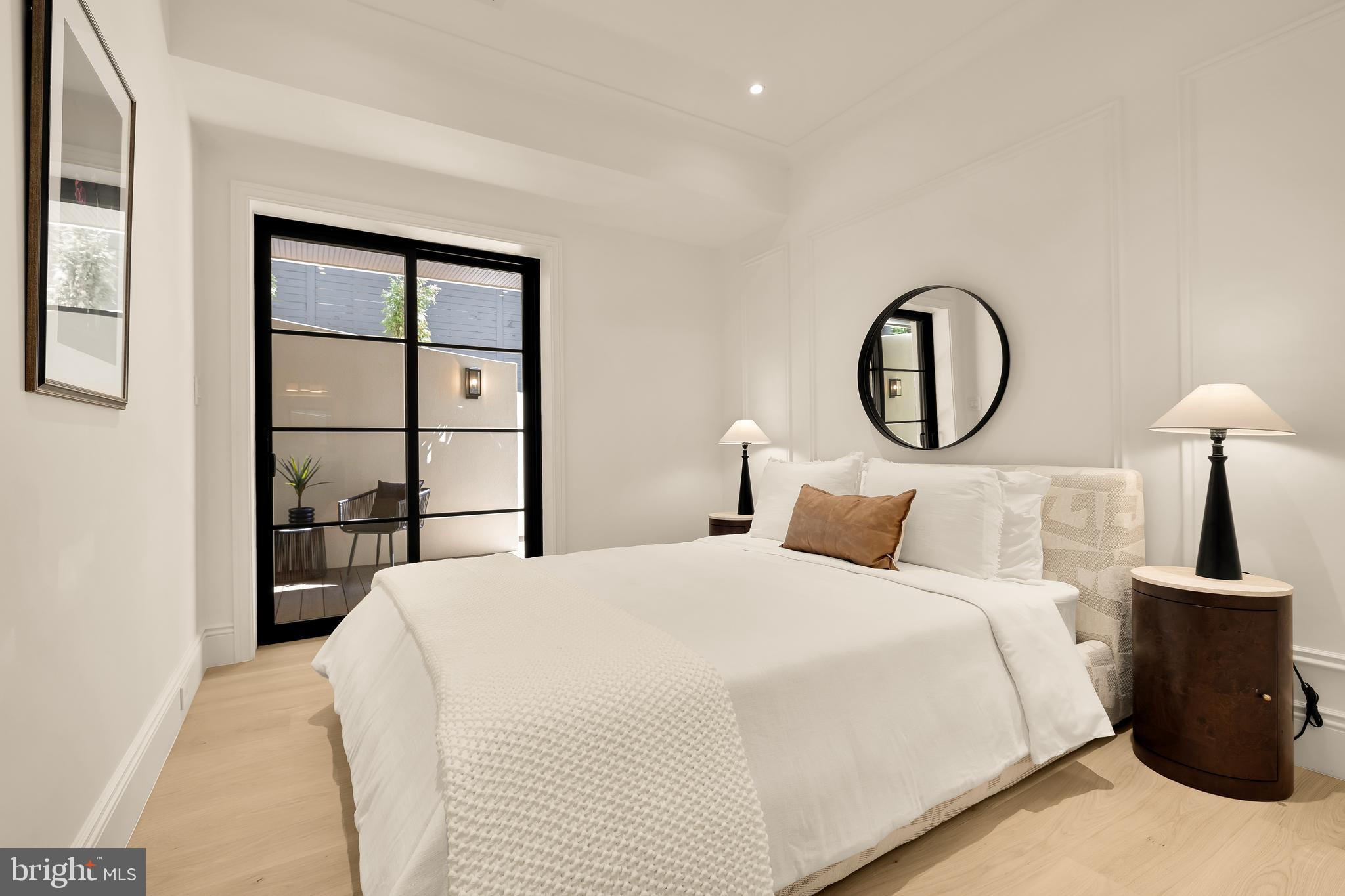 5122 CATHEDRAL AVENUE NW