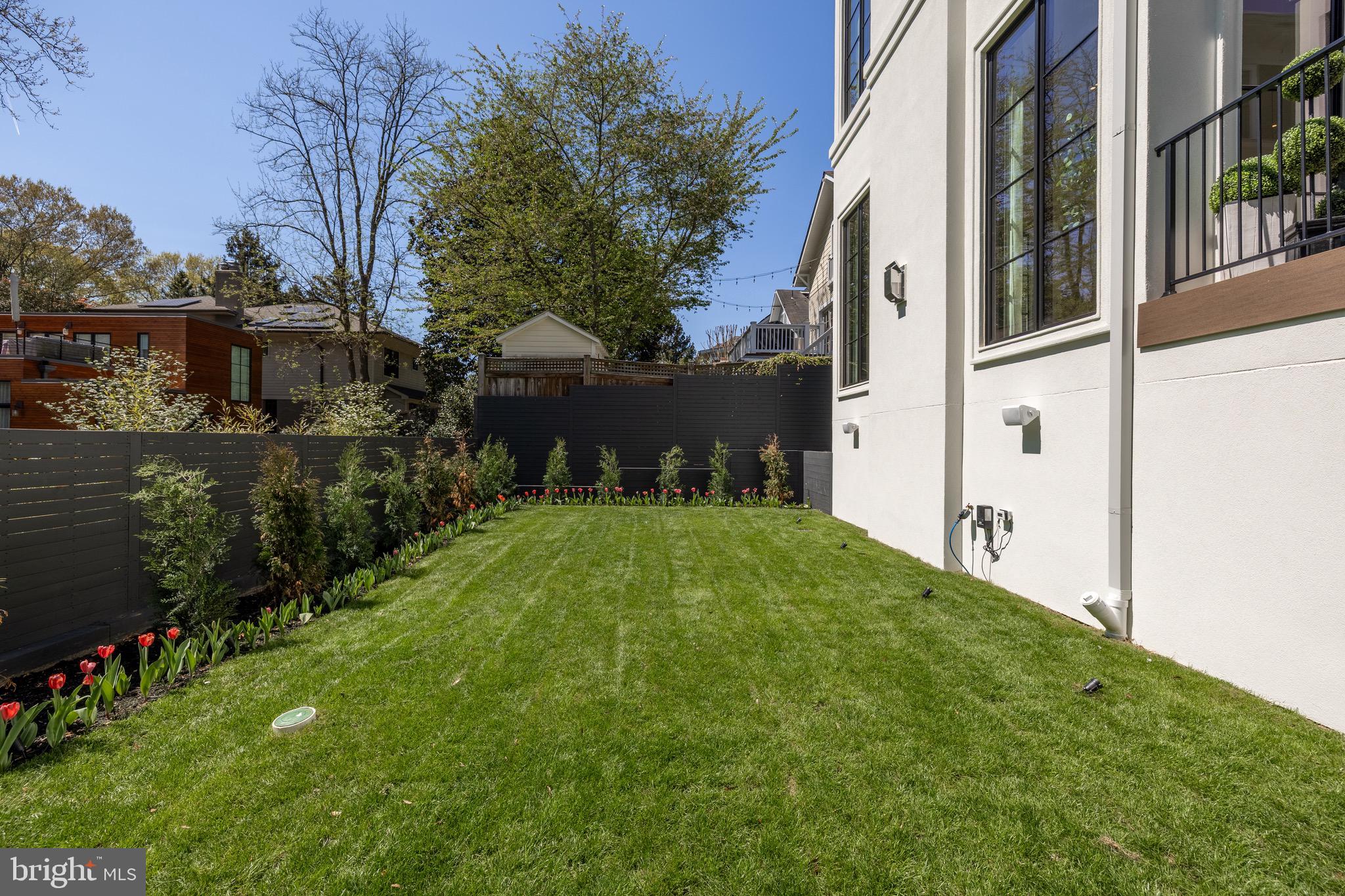 5122 CATHEDRAL AVENUE NW