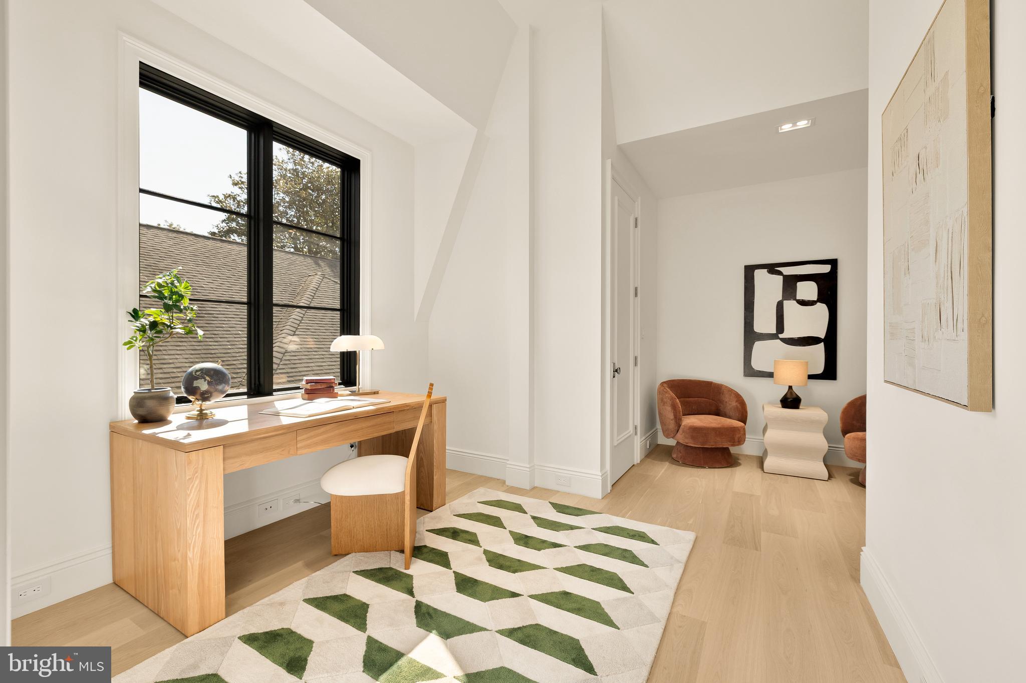 5122 CATHEDRAL AVENUE NW