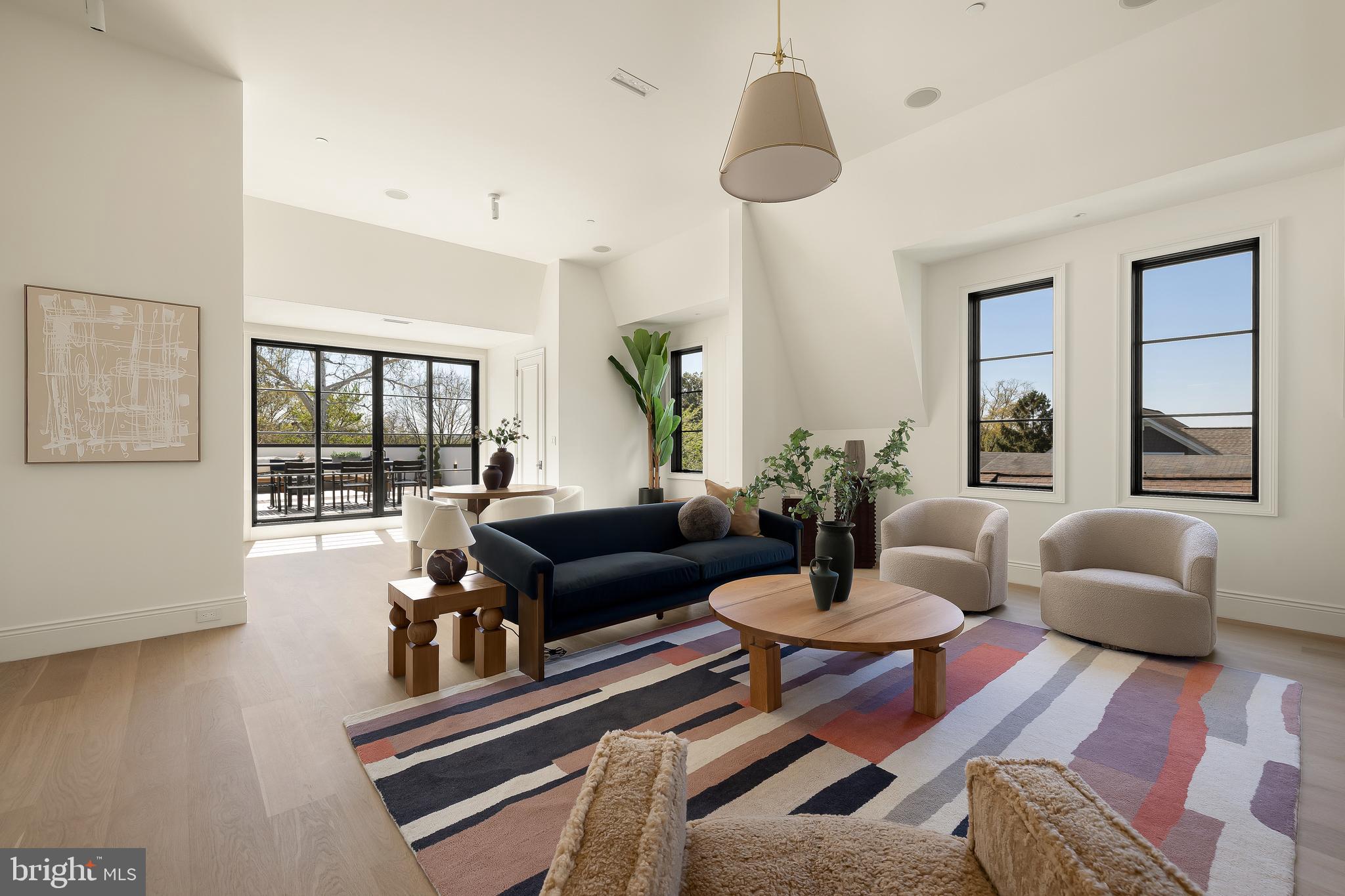 5122 CATHEDRAL AVENUE NW