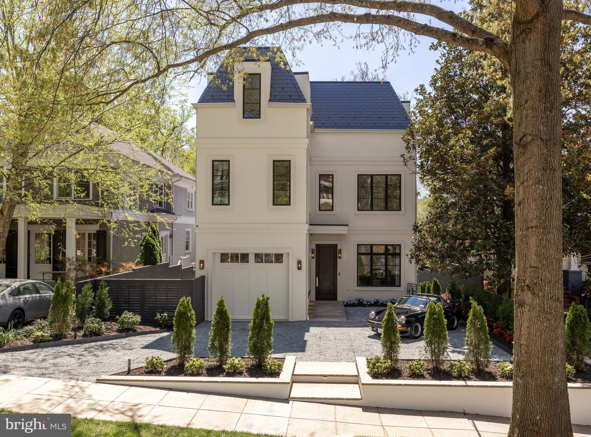 5122 CATHEDRAL AVENUE NW