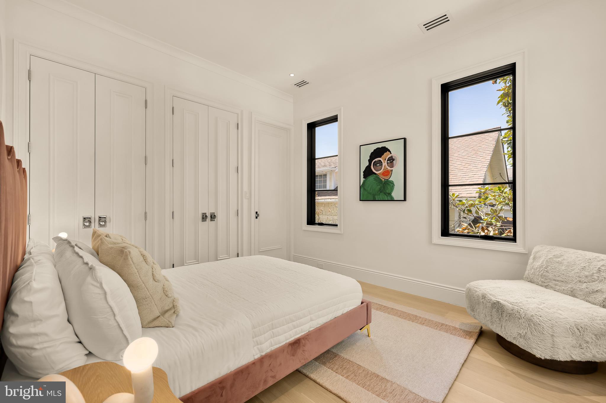 5122 CATHEDRAL AVENUE NW