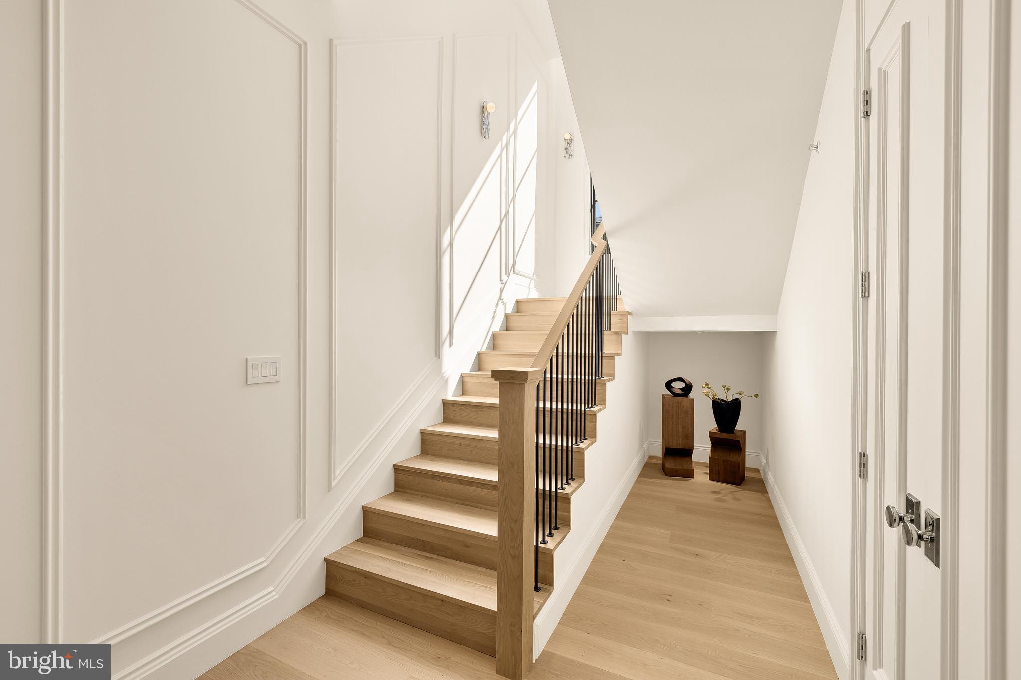 5122 CATHEDRAL AVENUE NW