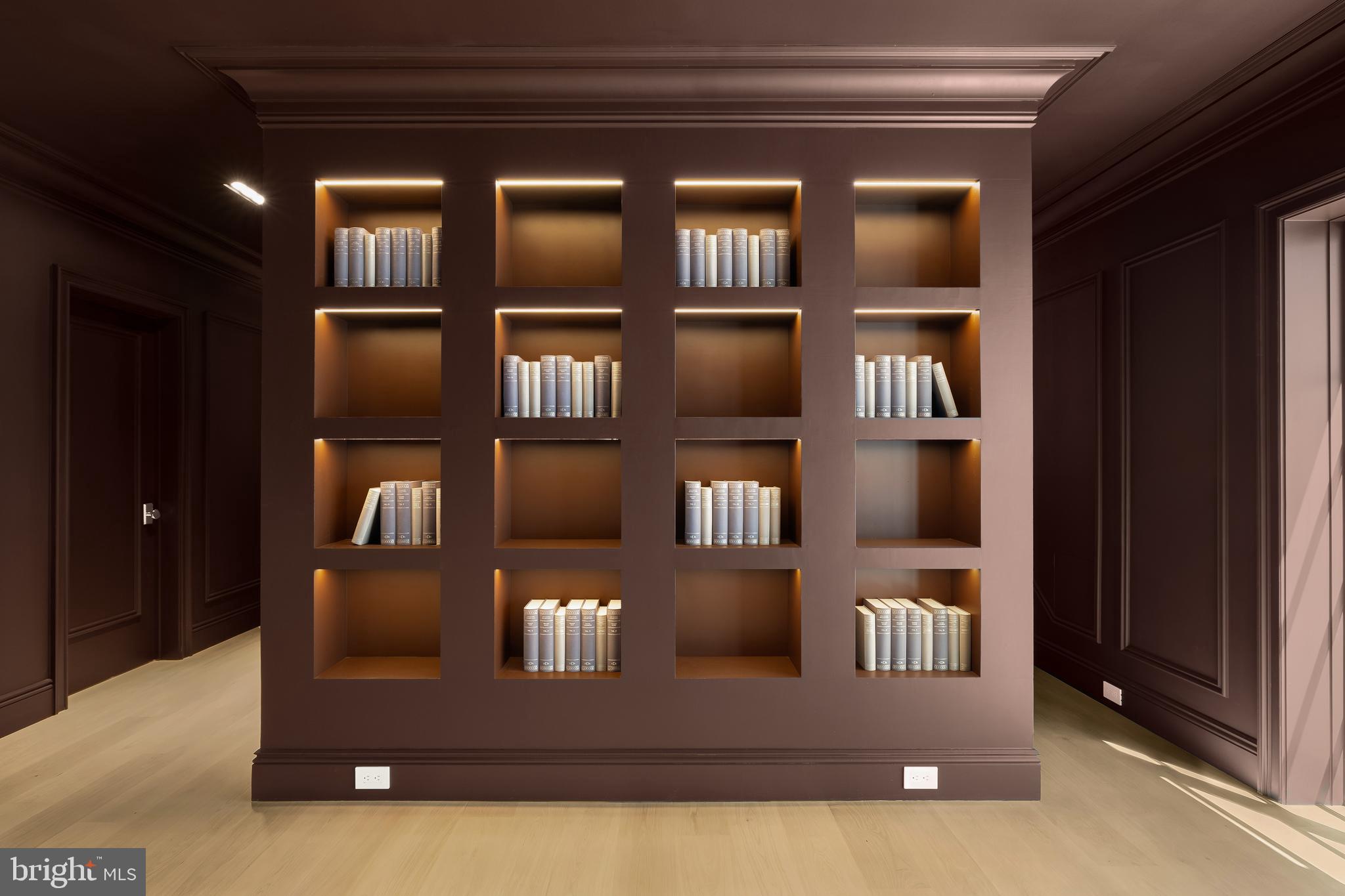 5122 CATHEDRAL AVENUE NW