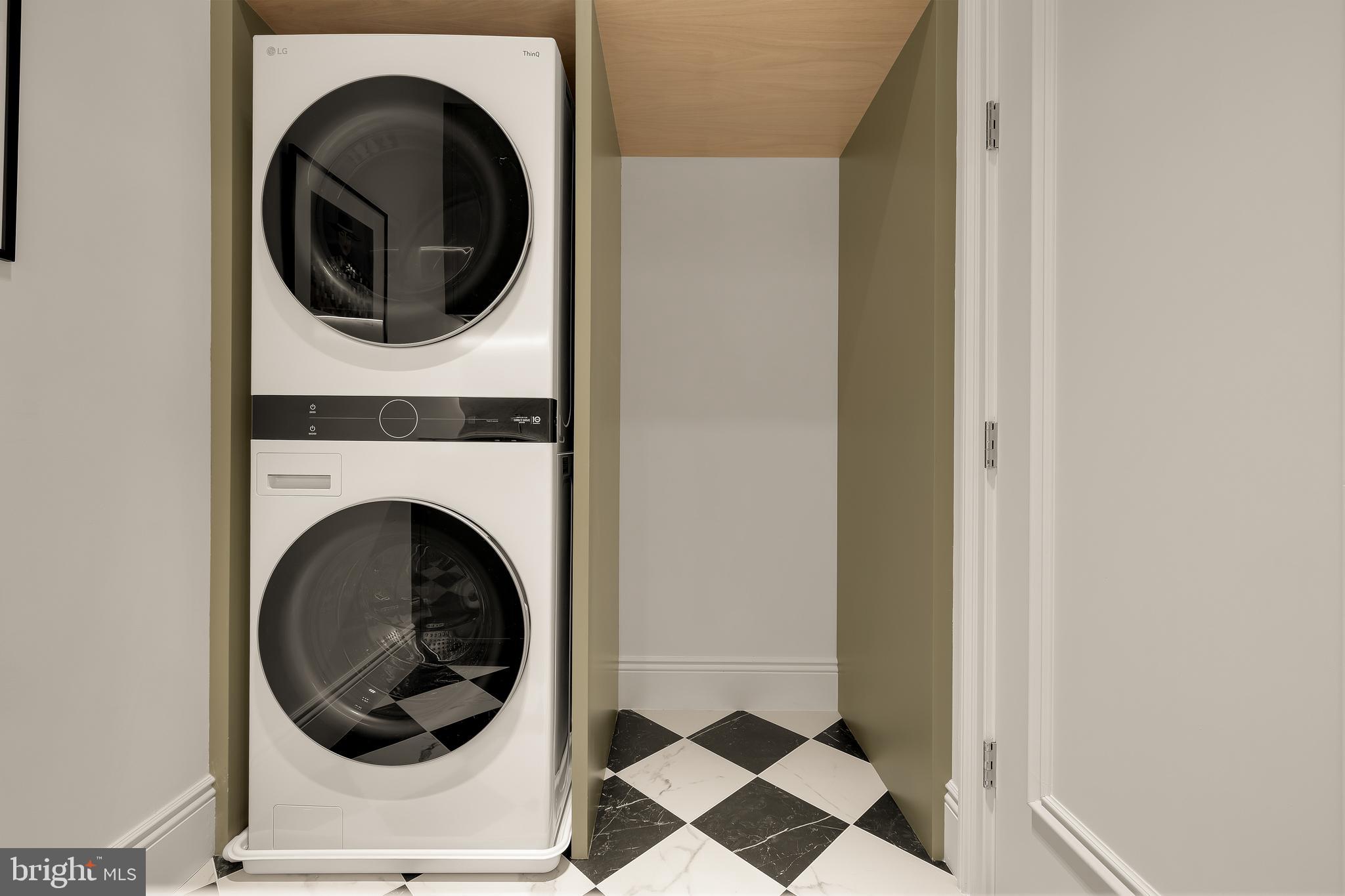 5122 CATHEDRAL AVENUE NW