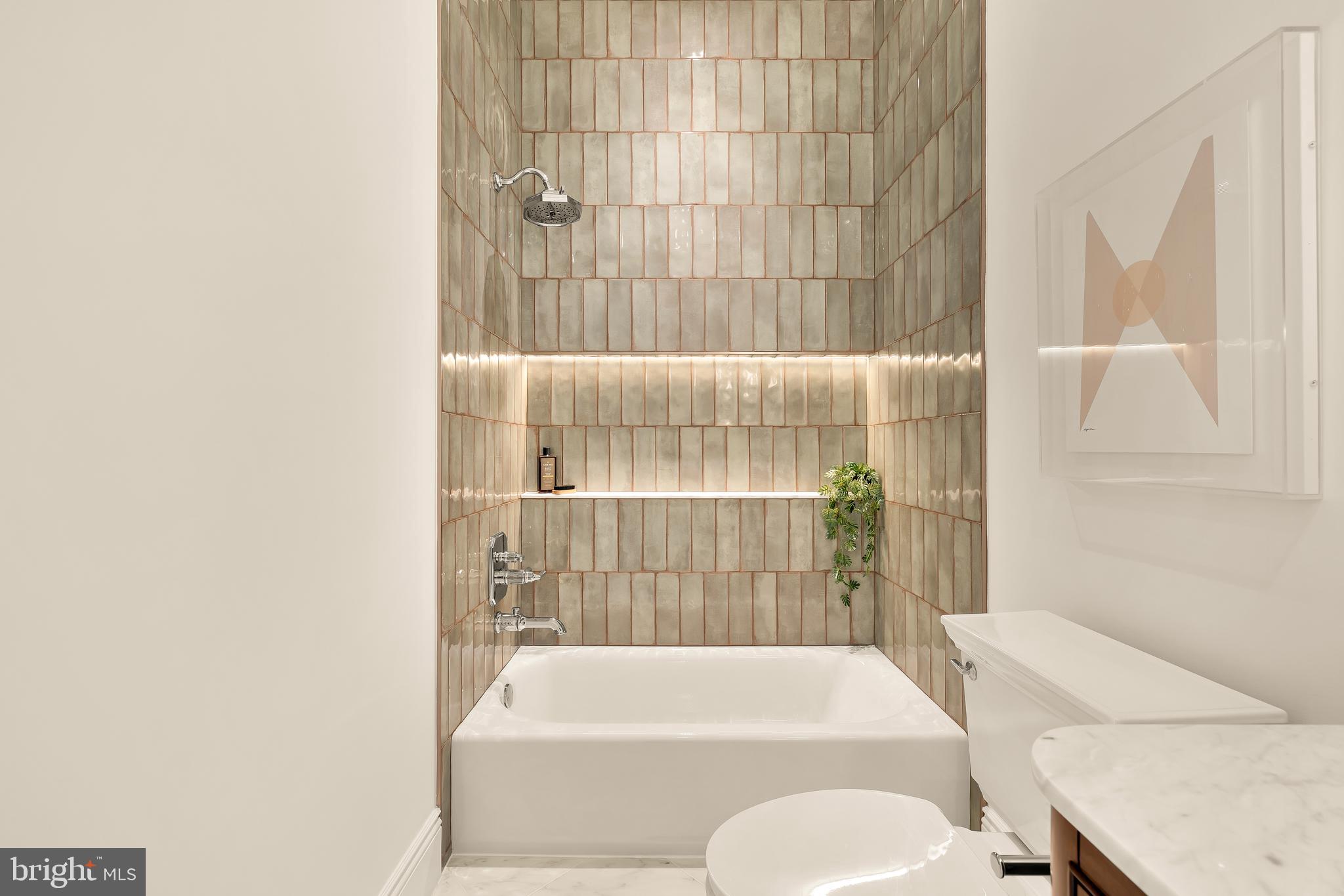 5122 CATHEDRAL AVENUE NW