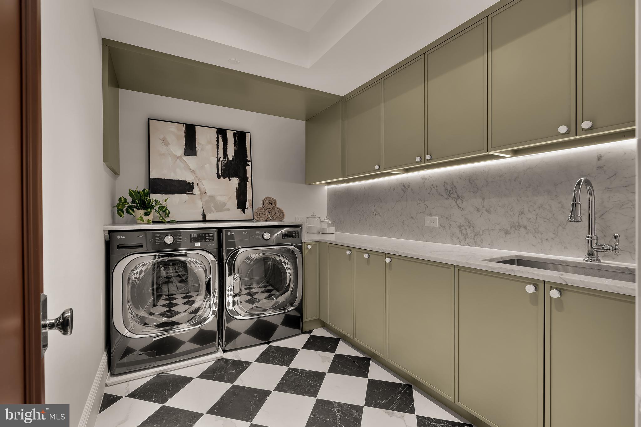 5122 CATHEDRAL AVENUE NW