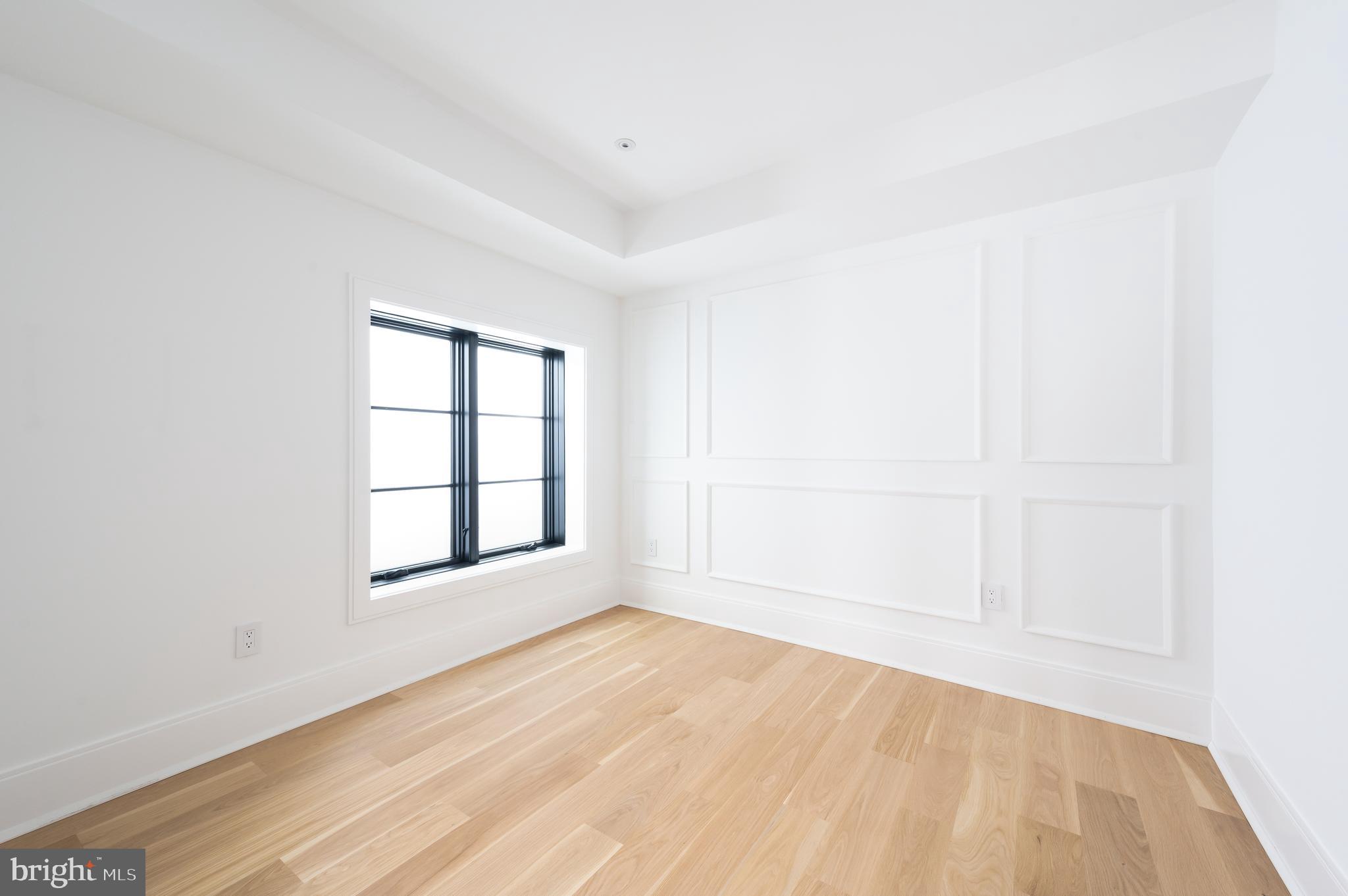 3302 CLEVELAND AVENUE NW