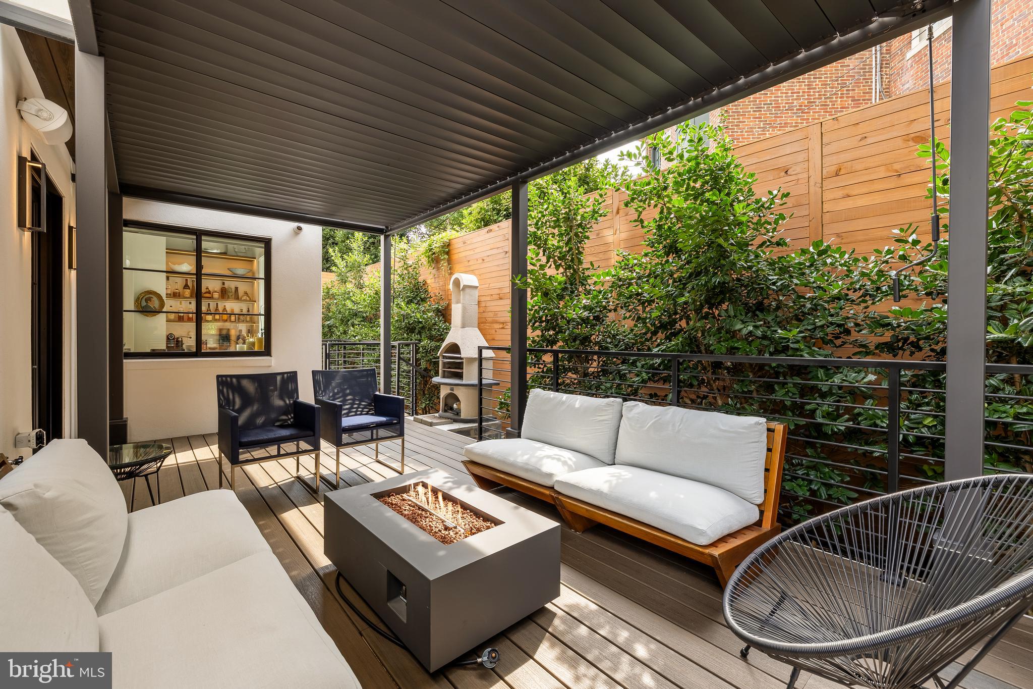 3302 CLEVELAND AVENUE NW