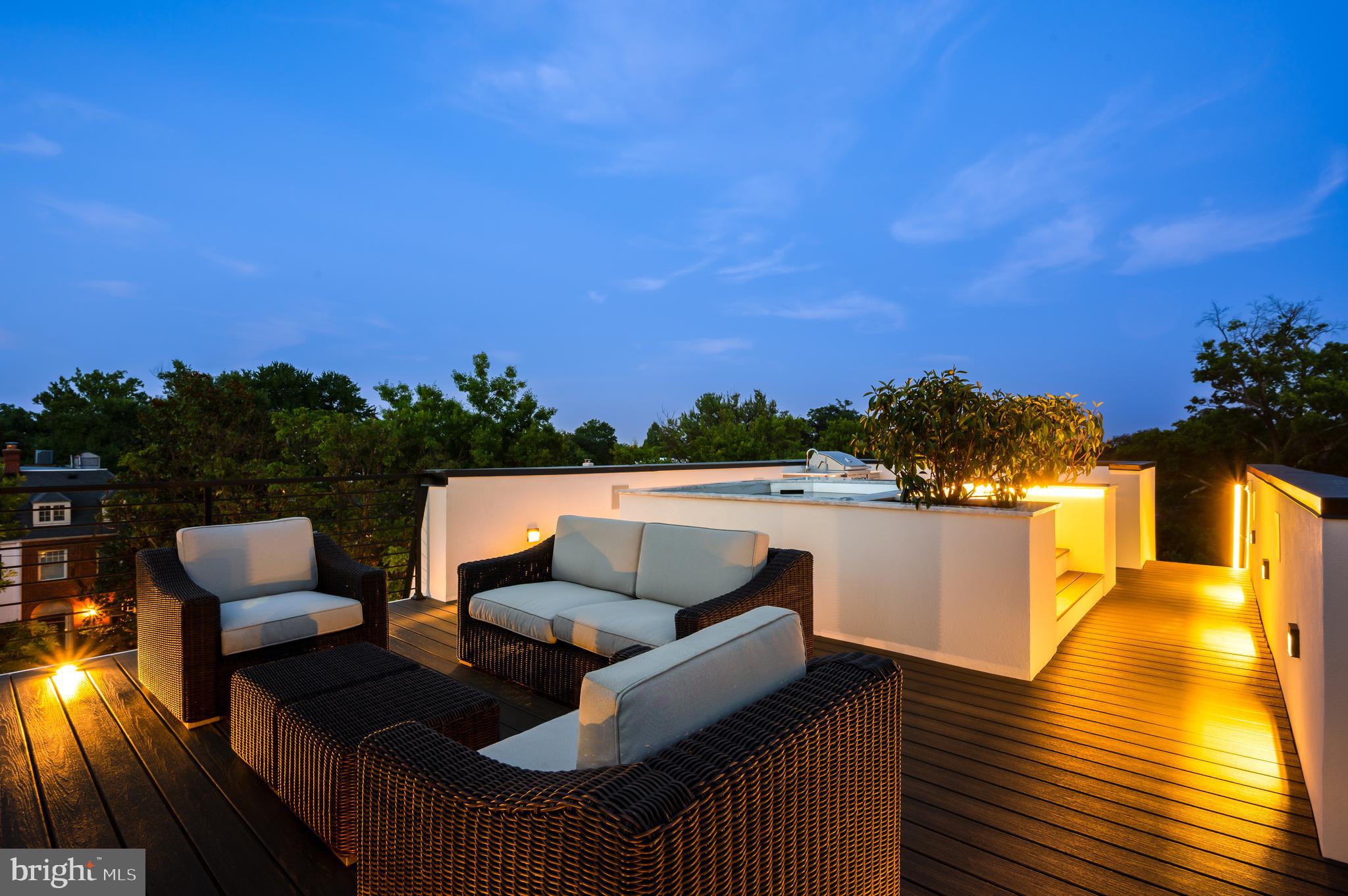 3302 CLEVELAND AVENUE NW