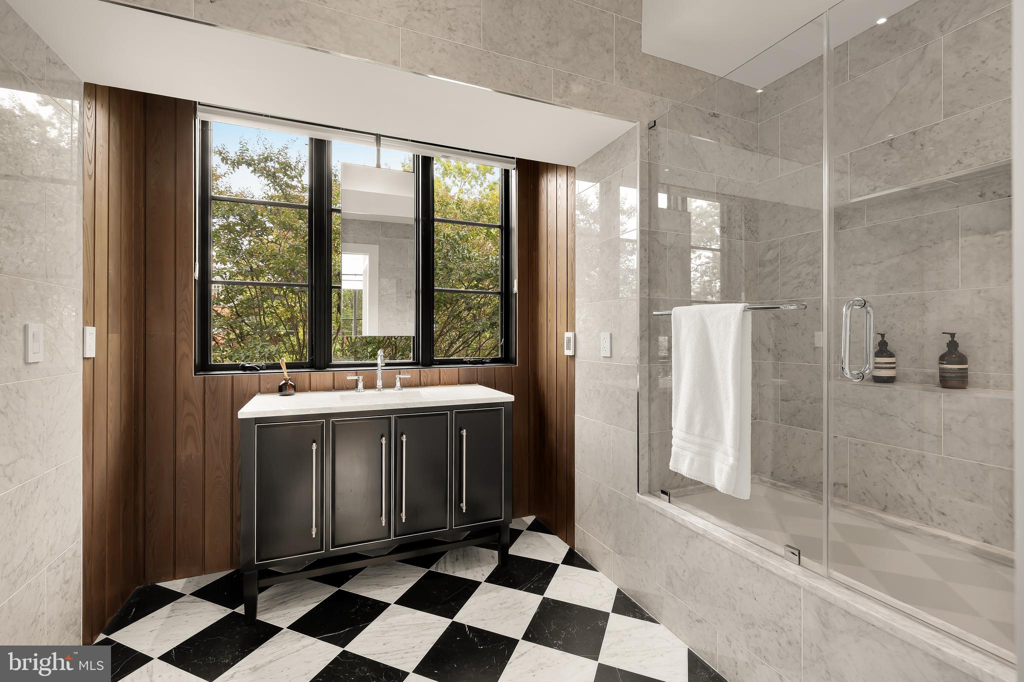 3302 CLEVELAND AVENUE NW