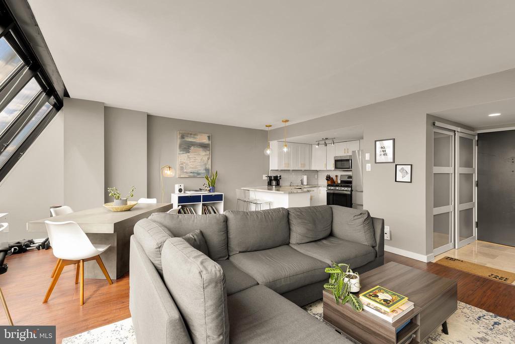 1245 13TH STREET NW 1012