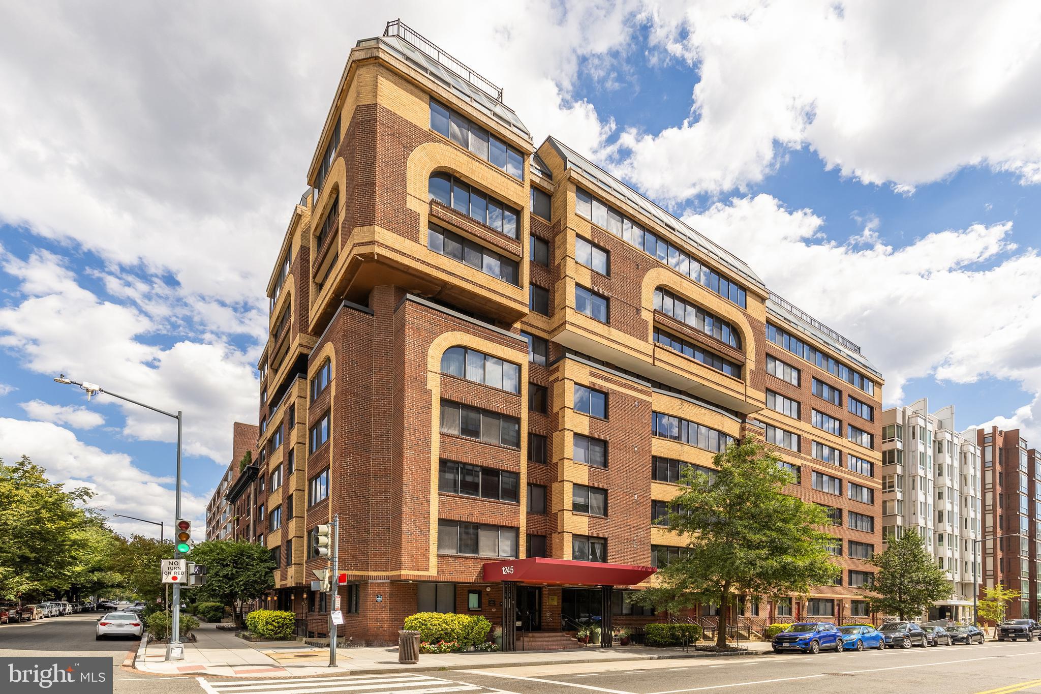 1245 13TH STREET NW 1012