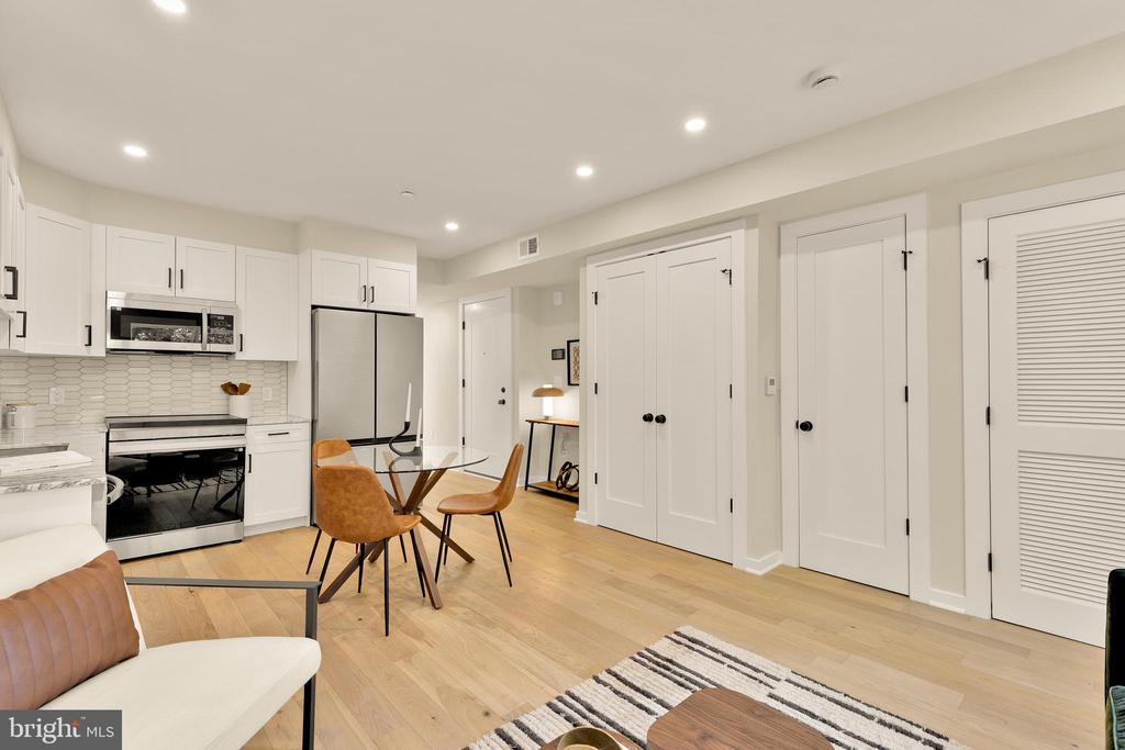 2606 41ST STREET NW 6