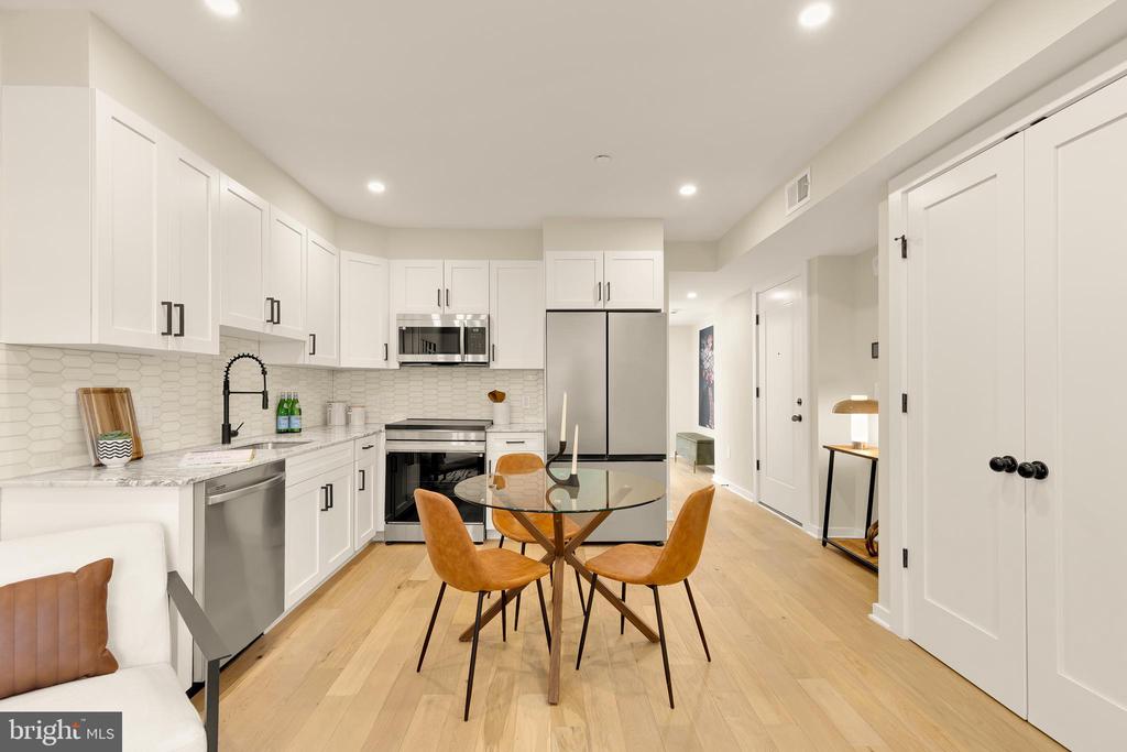 2606 41ST STREET NW 6