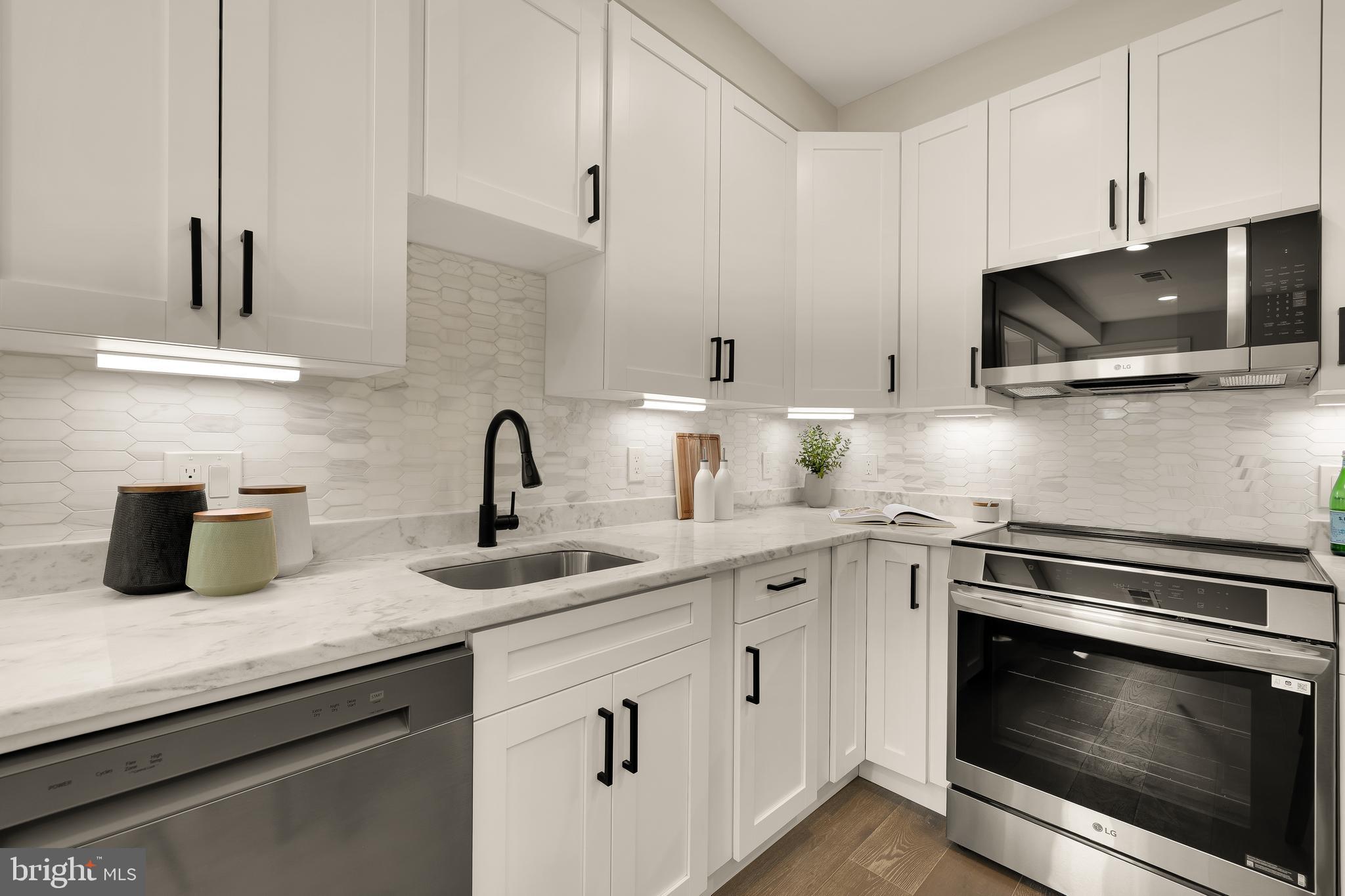 2716 SHERMAN AVENUE NW PH5