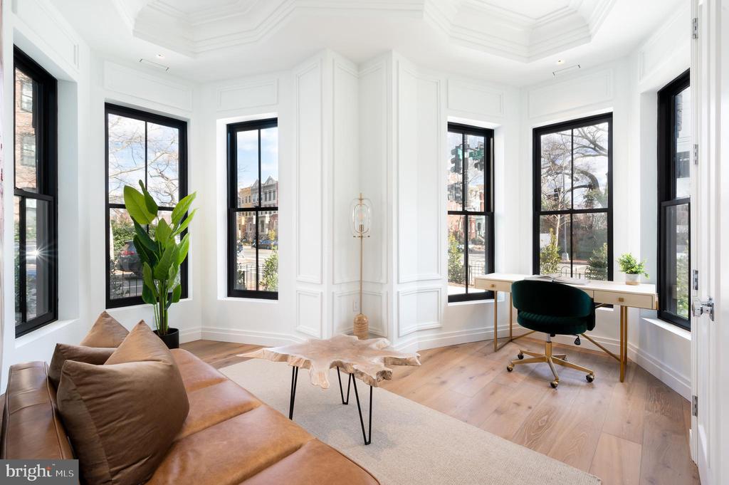 1300 Q STREET NW Unit: 1