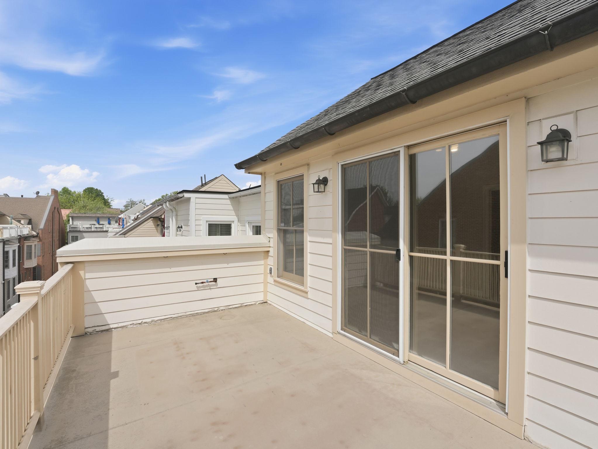 402 ORONOCO STREET