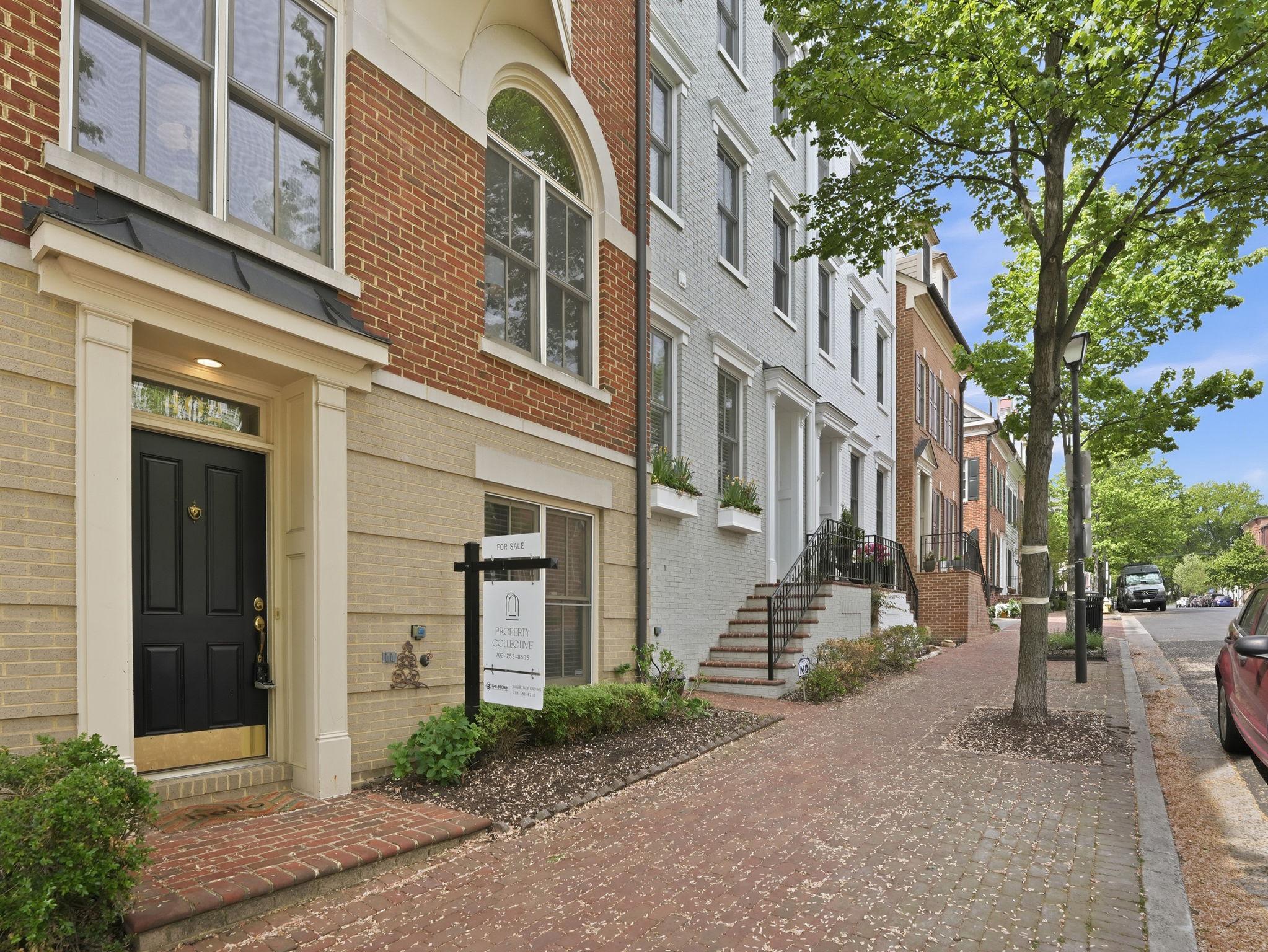 402 ORONOCO STREET