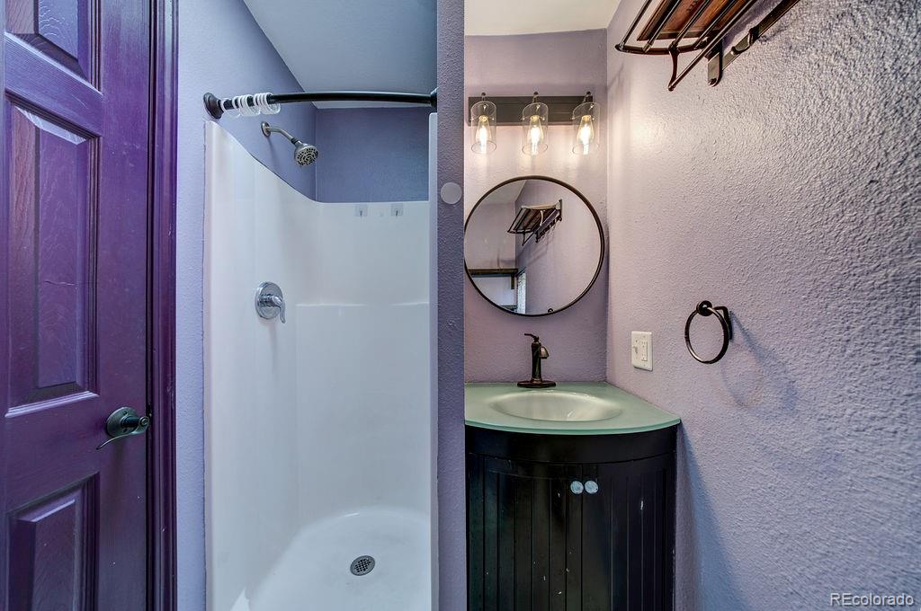 2214 N 7th