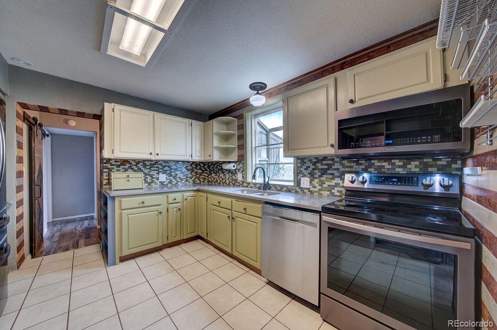 2214 N 7th