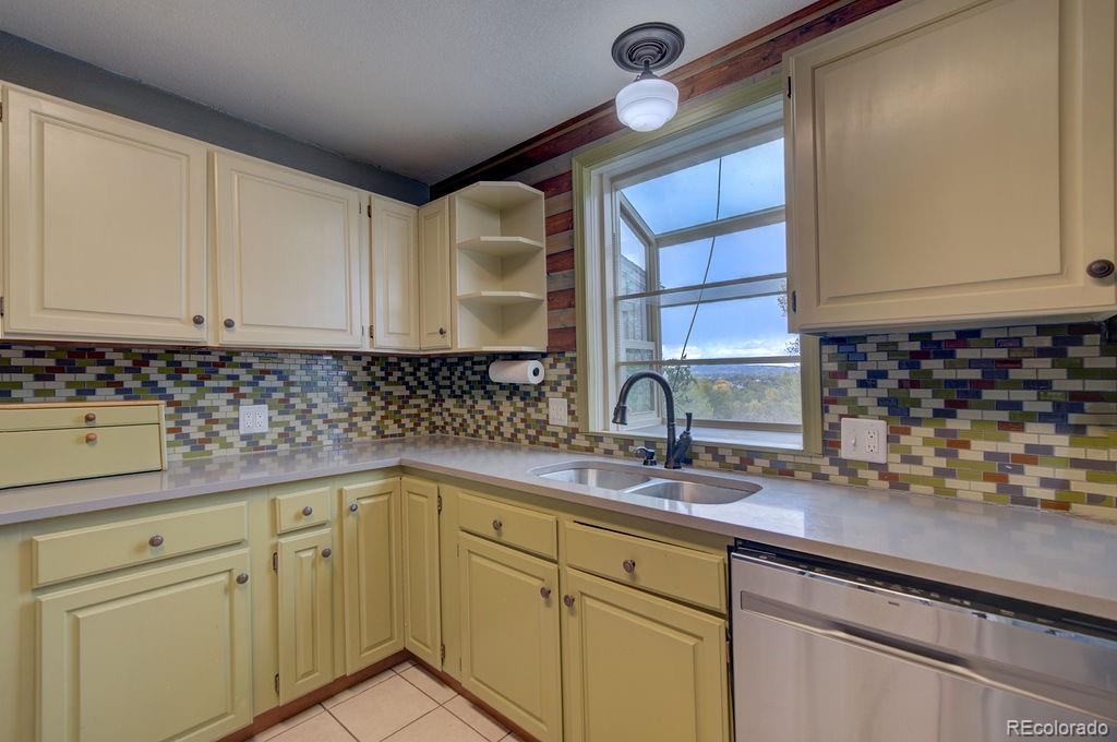 2214 N 7th