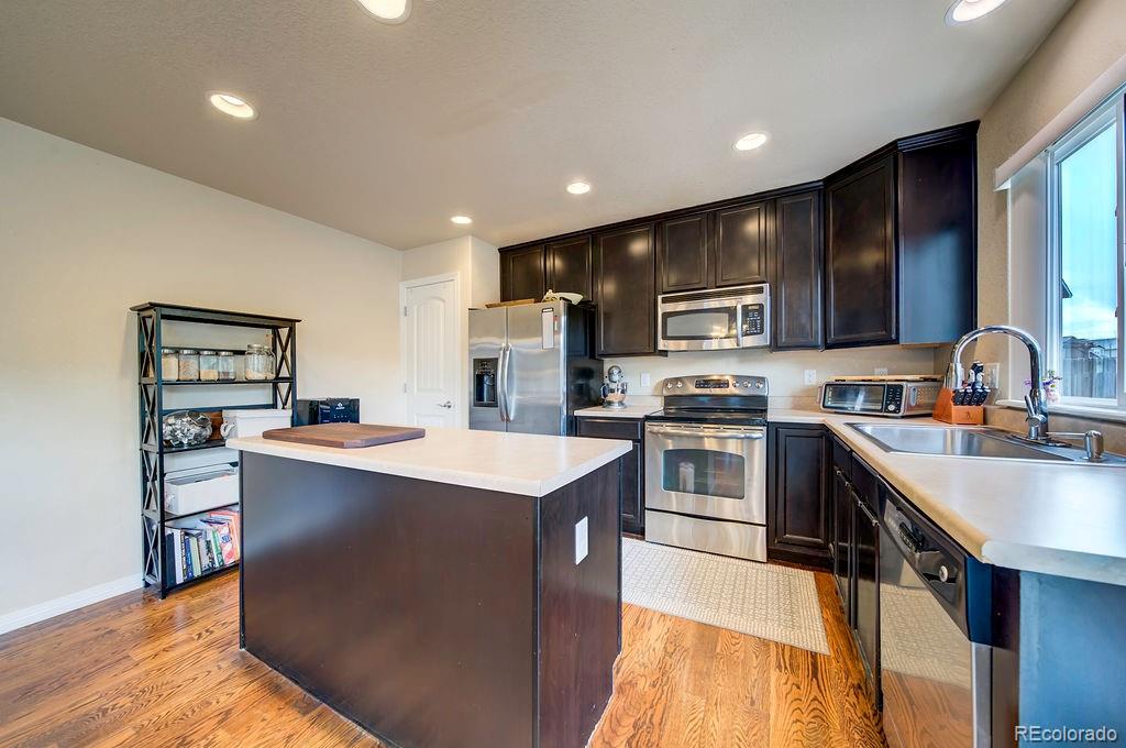 8013 Pinfeather Drive