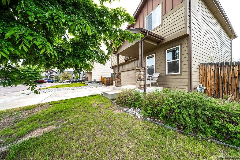 8013 Pinfeather Drive