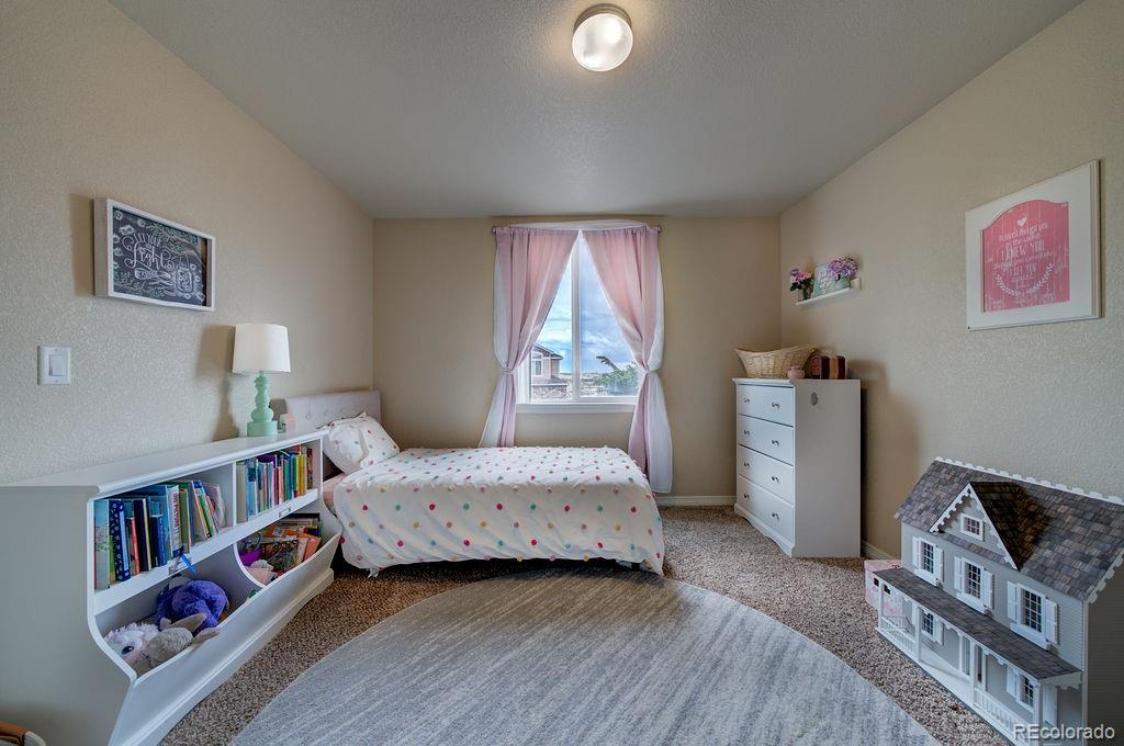 8013 Pinfeather Drive