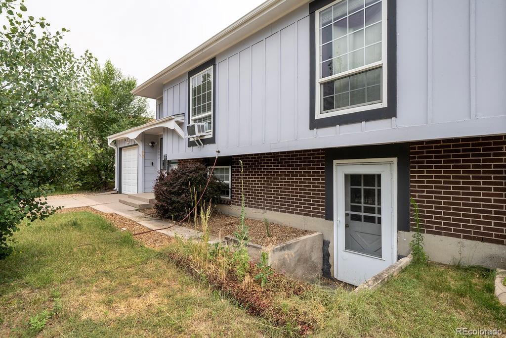 4095 London Lane