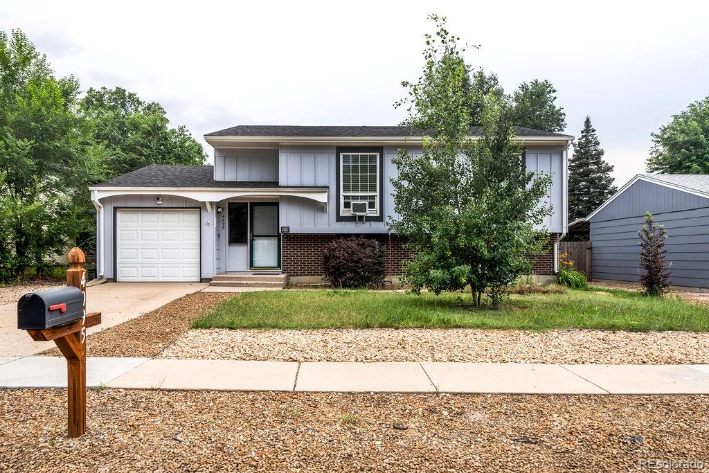 4095 London Lane