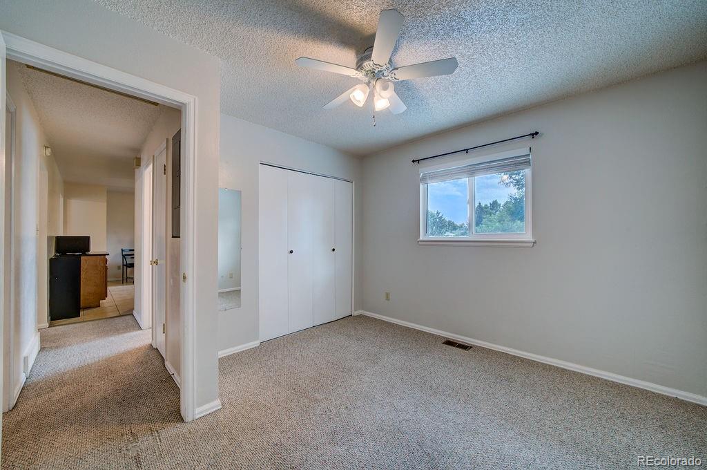 4095 London Lane