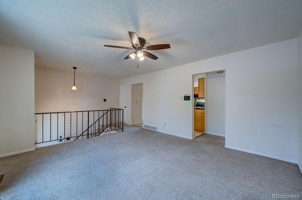 4095 London Lane