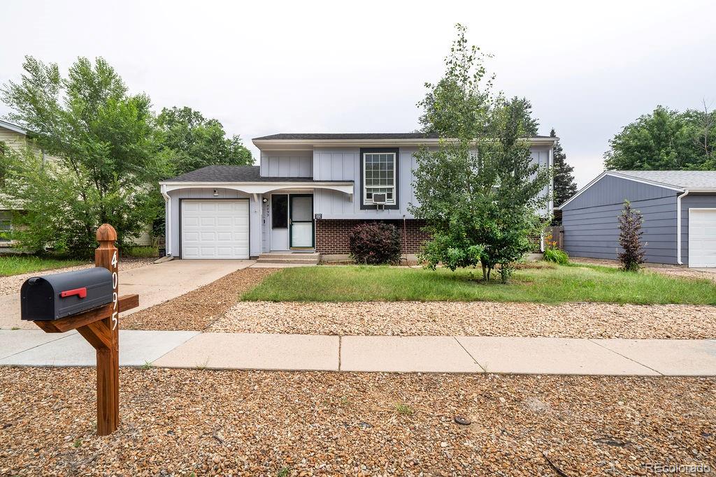 4095 London Lane