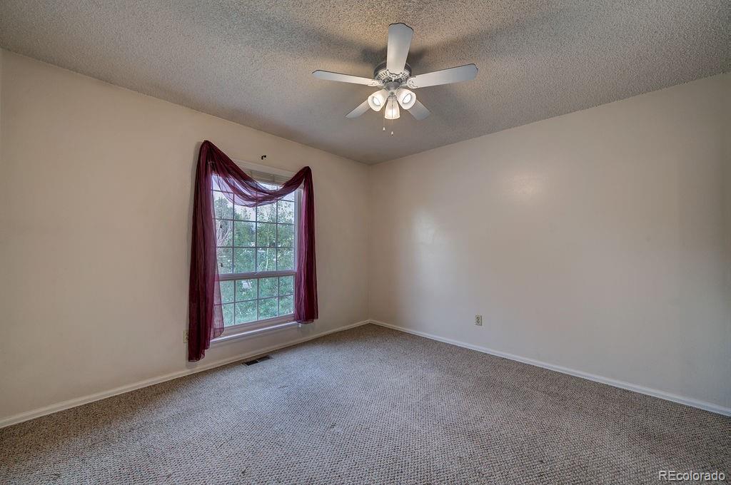 4095 London Lane
