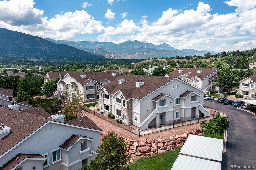 3875 Strawberry Field