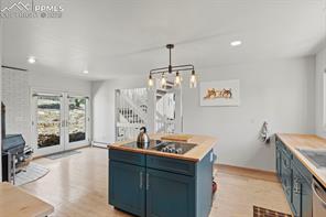 810 Winding hills Road