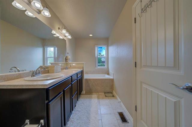 8013 pinfeather Drive