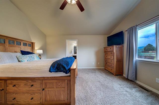 8013 pinfeather Drive