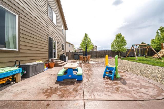 8013 pinfeather Drive
