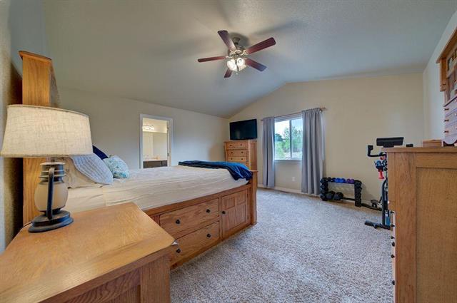 8013 pinfeather Drive