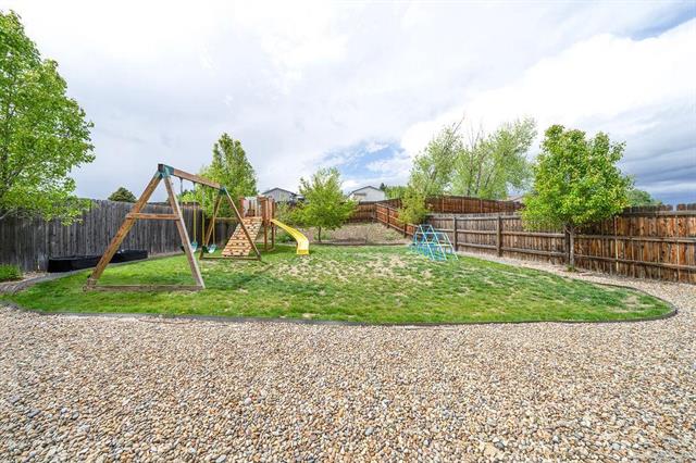 8013 pinfeather Drive
