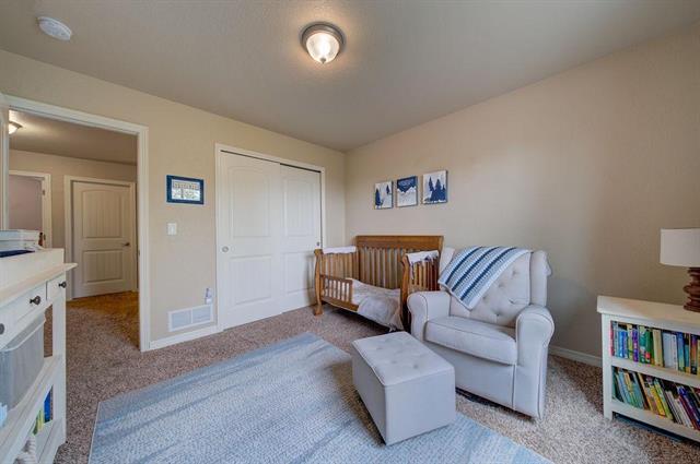 8013 pinfeather Drive