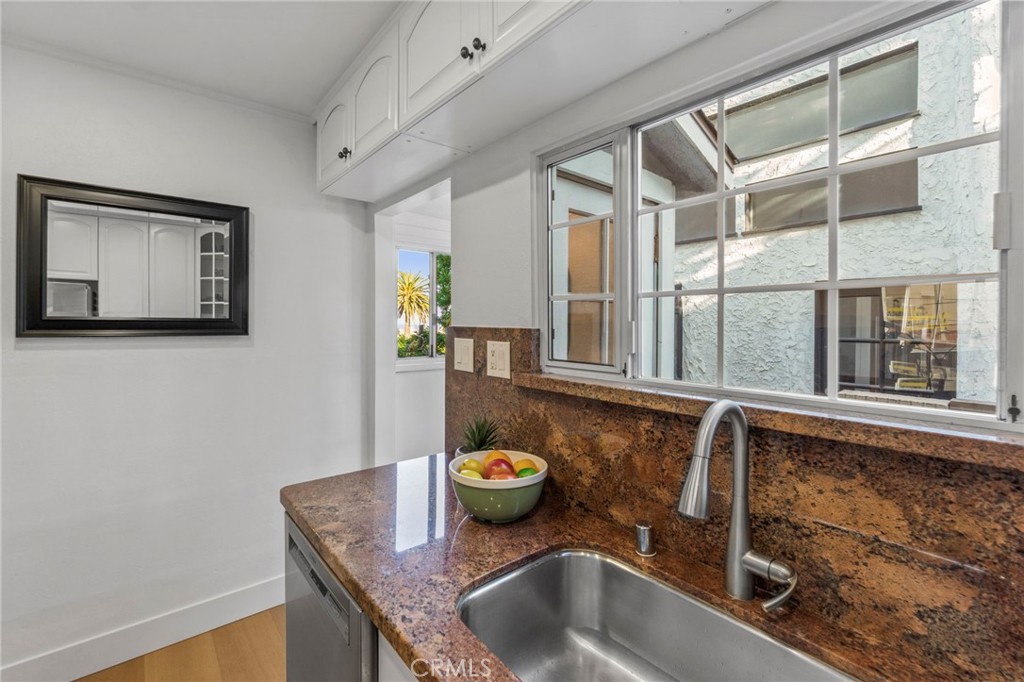 337 N Hanford Avenue