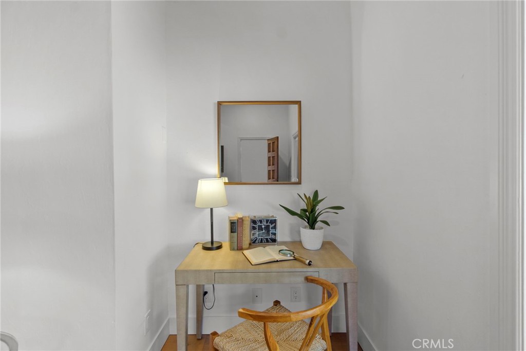 337 N Hanford Avenue